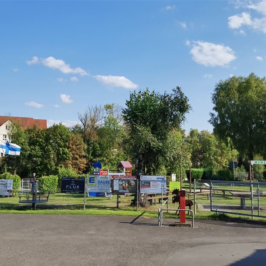 Campingplatz mit Hann. Münden im Hintergrund 